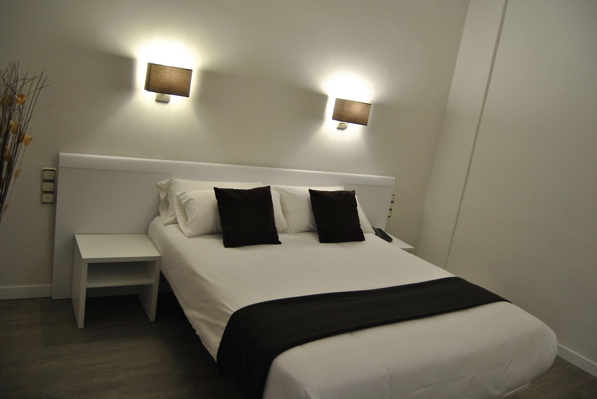 Sweet Continental Hotel